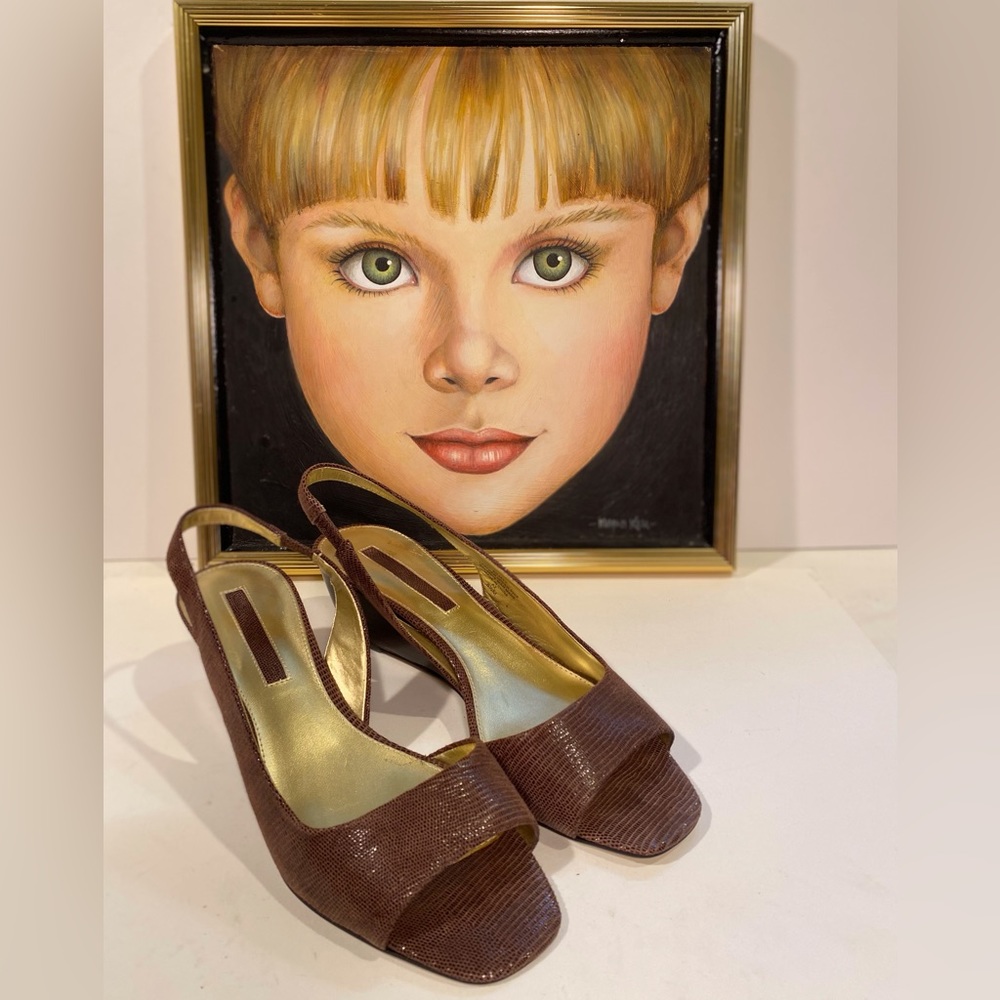 Bandolino elegant light brown alligator leather dressy wedged heels